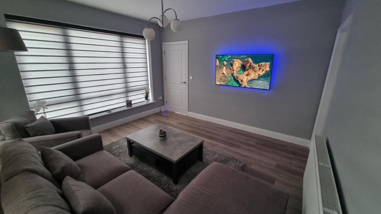 Entire Modern Home With Seaview And Parking Wicklow Esterno foto