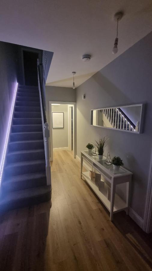 Entire Modern Home With Seaview And Parking Wicklow Esterno foto
