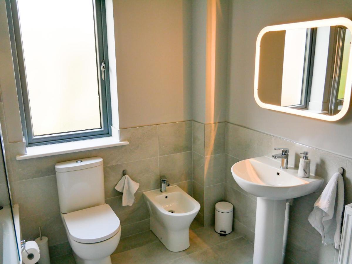 Entire Modern Home With Seaview And Parking Wicklow Esterno foto